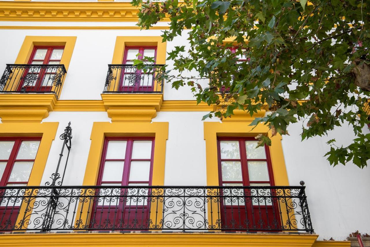 Casas De Adriano, Seville